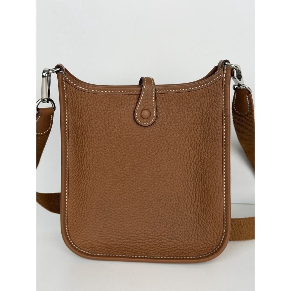 Hermes Evelyne TPM 16 Crossbody Bag in Gold Taurillon Clemence Leather 2024 D7 - Picture 3 of 13